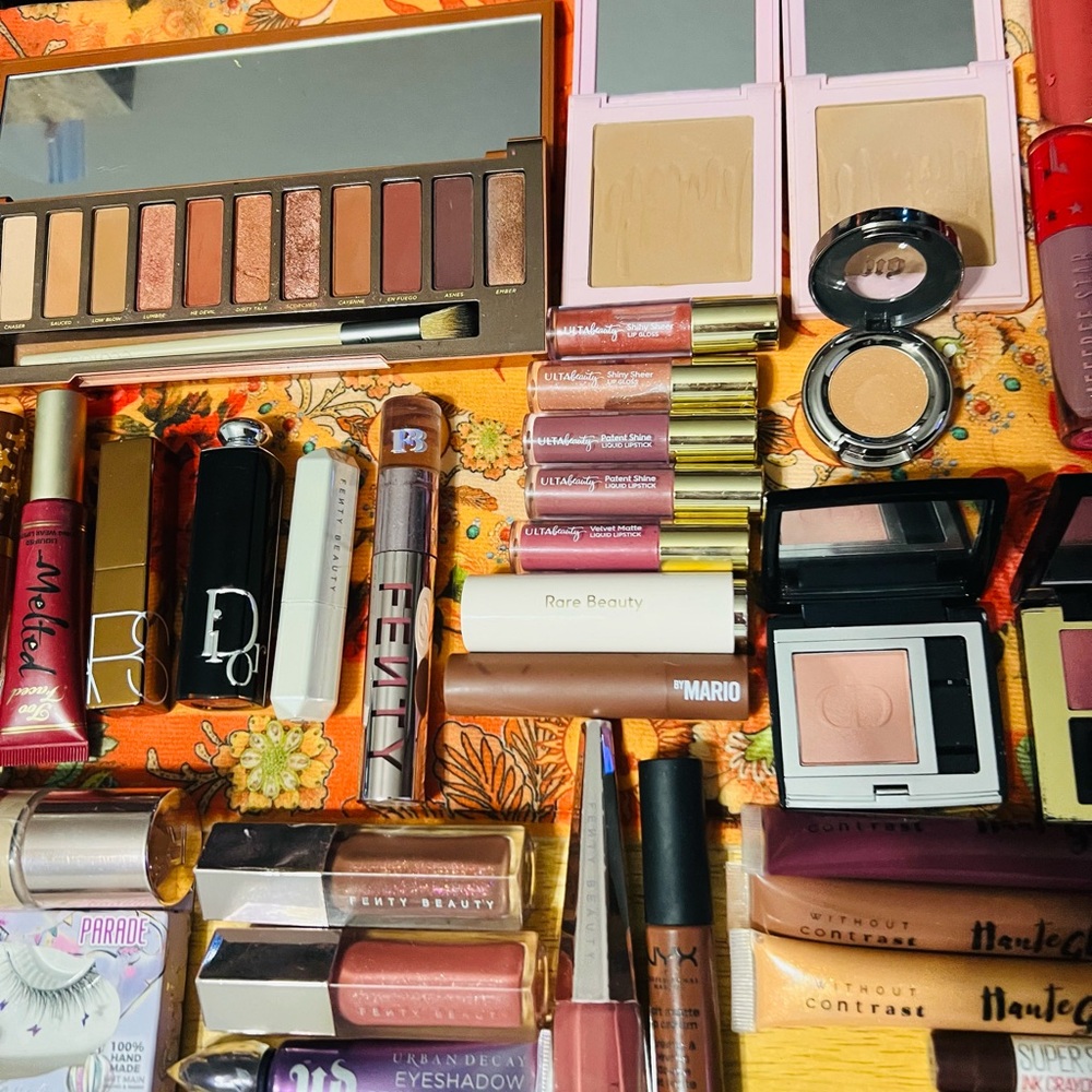 Make up bundle - Picture 6 of 9
